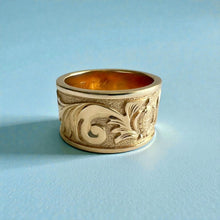 Load image into Gallery viewer, Raised Dolphin & Turtle with Old English 12mm Ring in 14K Yellow Gold in size 8