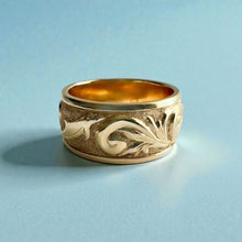 Load image into Gallery viewer, Raised Dolphin & Turtle with Old English 10mm Ring in 14K Yellow Gold in size 8