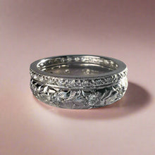 Load image into Gallery viewer, Hawaiian White gold rings with diamonds