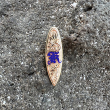 Load image into Gallery viewer, Gold Surfboard Pendant with Hawaiian Engraving and enamel Initial 
