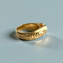 Load image into Gallery viewer, Old English & Hibiscus 8mm Tapered French Mount Solitaire Ring with 5.4mm Cubic Zirconia in 14K Yellow Gold in size 8 1/8