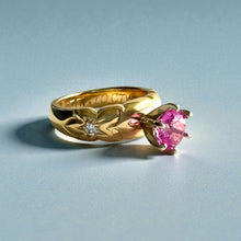 Load image into Gallery viewer, Palau Hibiscus Ring with 1.15ct Pink Sapphire & Diamonds in 14K Yellow Gold in size 5 3/8