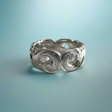 Load image into Gallery viewer, Pukalani Filigree 8mm Hawaiian Ring in 18K White Gold