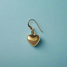 Load image into Gallery viewer, Puanani Heart Earrings with Enamel Flower