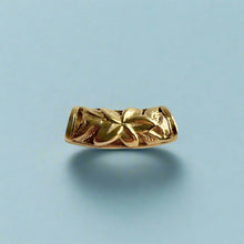 Load image into Gallery viewer, Small Plumeria Lei Filigree Pendant in 14K Yellow Gold