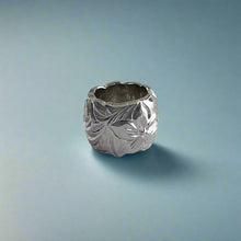 Load image into Gallery viewer, Large Scalloped Bead Pendant w Hibiscus and Old English in 14K White Gold