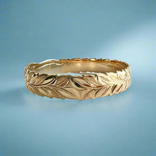 Load image into Gallery viewer, Scalloped Tri-Color Deep Cut Maile & Plumeria 12mm "Kuuipo" Kalakoa Hawaiian Bangle Bracelet in 14K Gold