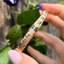 Load image into Gallery viewer, Detail on yellow gold Hawaiian bangle