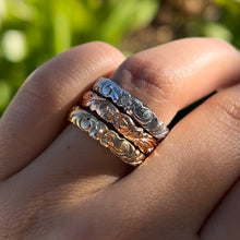 Load image into Gallery viewer, Hawaiian 4mm Scalloped Rings