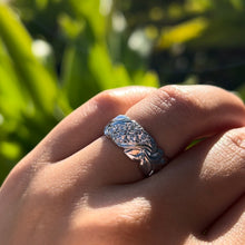 Load image into Gallery viewer, Hawaiian 8mm Ring Shiny Maile & Double Row Of Diamonds in 14K White Gold