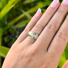 Load image into Gallery viewer, Two-Tone Maile & Plumeria 8mm Hawaiian Ring in 14K White & Green Gold
