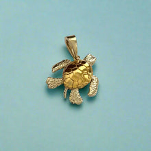 Load image into Gallery viewer, Medium Two-Tone Turtle Hawaiian Honu Pendant with Movable Body Parts in 18K Gold