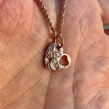 Load image into Gallery viewer, Gold Hawaiian Heart Pendant with engraving
