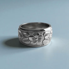 Load image into Gallery viewer, Raised Maile & Plumeria 10mm "Kuuipo" Ring in 14K White Gold