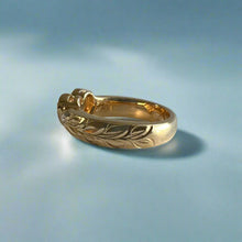 Load image into Gallery viewer, Valentine Diamond Heart Ring with Maile in 14K Yellow Gold