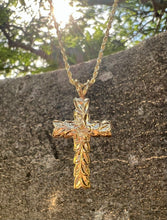 Load image into Gallery viewer, Hawaiian Cross Pendant for men
