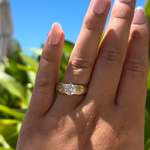 Load image into Gallery viewer, Kaimana Kula Old English & Hibiscus 6mm Solitaire Ring with Cubic Zirconia in 14K Yellow Gold in size 8 1/4