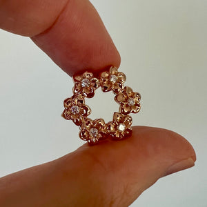 Hawaiian Jewelry plumeria wreath diamond pendant 