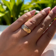 Load image into Gallery viewer, Scalloped Old English with Turtle & Hibiscus 8mm Ring in 14K Yellow Gold in size 7
