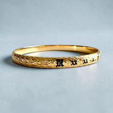 Load image into Gallery viewer, Maile & Hibiscus 6mm "Kuuipo" Bangle Bracelet in 14K Yellow Gold in size 7 1/2