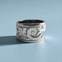 Load image into Gallery viewer, Raised Turtle with Old English 12mm Ring in 14K White Gold in size 7
