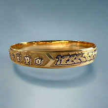 Load image into Gallery viewer, Raised Old English & Shiny Maile 10mm "Kuuipo" Bangle Bracelet in 14K Yellow Gold