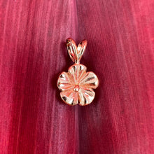 Load image into Gallery viewer, Good Hibiscus Pendant flower

