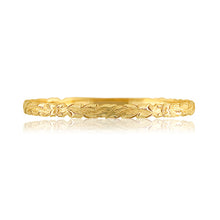 Load image into Gallery viewer, 6mm Hawaiian Bangle with Long Leaf Maile 
