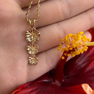 Hawaiian Jewelry Hibiscus flowers pendant 