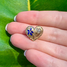 Load image into Gallery viewer, Heart shaped Hawaiian Pendant with engraving  and enamel flower
