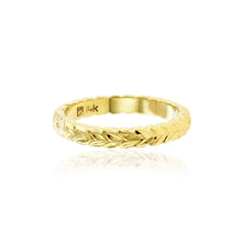 Load image into Gallery viewer, Hawaiian ring with Maile leaf design in 14K yellow gold
