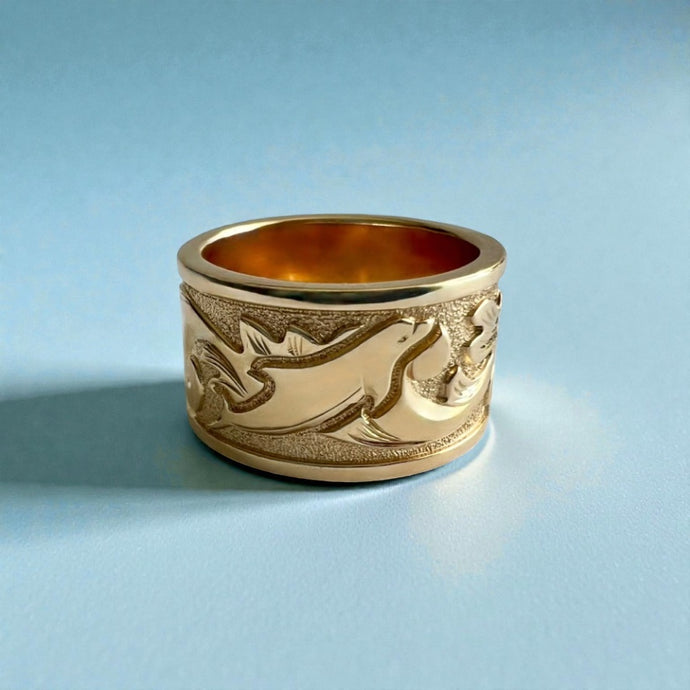 Raised Dolphin & Turtle with Old English 12mm Ring in 14K Yellow Gold in size 8