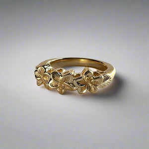 Three Small Plumeria Hawaiian Flower Ring in 14K Yellow Gold
