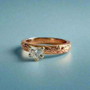 Shiny Maile 3mm Solitaire with Diamond in 14K Pink Gold in size 5