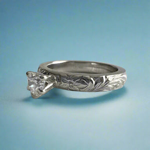 Kaimana Kula Old English & Hibiscus 3mm Solitaire with Heart Diamond in 14K White Gold in size 4