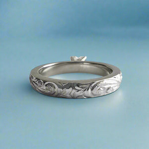 Kaimana Kula Old English & Hibiscus 3mm Solitaire with Heart Diamond in 14K White Gold in size 4