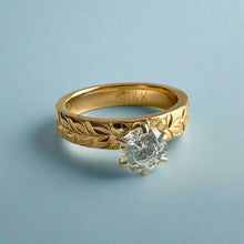 Load image into Gallery viewer, Kaimana Kula Shiny Maile &amp; Hibiscus 4mm Solitaire Flat Ring with Cubic Zirconia in 14K Yellow Gold in size 5 1/8
