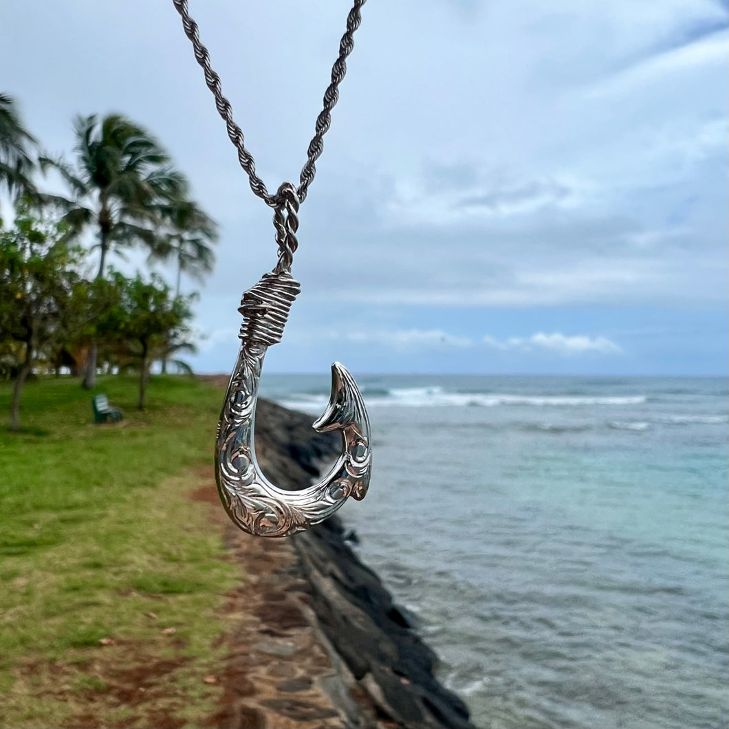 Large, Medium or Small Old English Engraved Makau (Hawaiian Fish Hook) Pendant in 14K Yellow, White or Pink Gold Small 14K Pink Gold