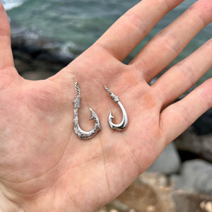 Old English Engraved Makau (Hawaiian Fish Hook) Pendant in 14K White Gold