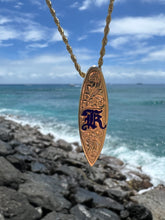 Load image into Gallery viewer, Old English Scroll &amp; Hibiscus Design Surfboard Pendant in 14K Yellow Gold w/ Initial K in Cobalt Blue Enamel

