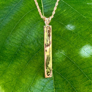 Back of Hawaiian name pendant in gold 