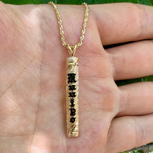 Load image into Gallery viewer, Hawaiian name pendant with engraving 
