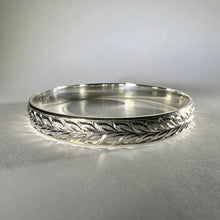 Load image into Gallery viewer, Hand Engraved Hawaiian Sterling Silver Bracelet 
