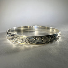 Load image into Gallery viewer, Sterling Silver Hawaiian Bracelet with engraving
