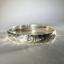 Load image into Gallery viewer, Sterling Silver Hawaiian Bracelet with engraving
