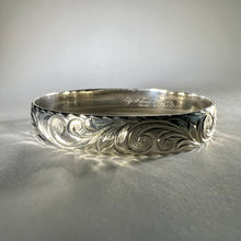Load image into Gallery viewer, Hawaiian 12mm Old English Sterling Silver Bracelet

