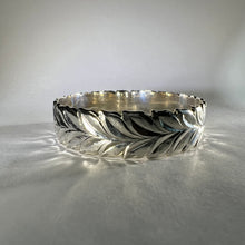 Load image into Gallery viewer, Sterling Silver Hawaiian Bracelet with Maile Engraving
