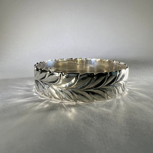 Shiny Maile Sterling Silver Hawaiian Bracelet with Engraving