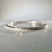 Load image into Gallery viewer, Hawaiian 4mm Shiny Maile Sterling Silver Bracelet
