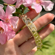 Load image into Gallery viewer, Scalloped Maile with  Diamond Chevron 12mm Hawaiian Bangle in 14K Yellow Gold
